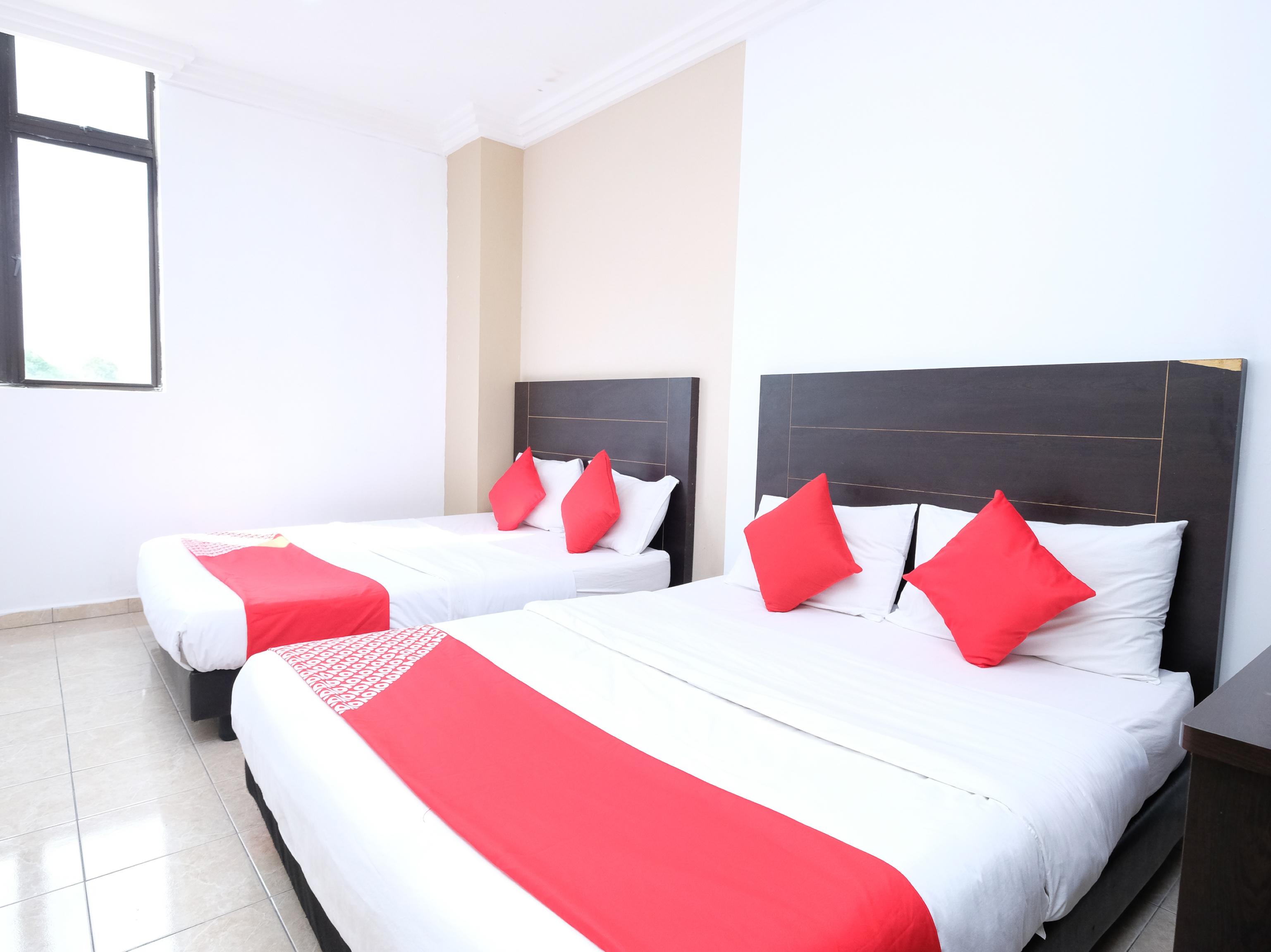 OYO 717 Mr J Hotel Wakaf Che Yeh 2 Exterior foto