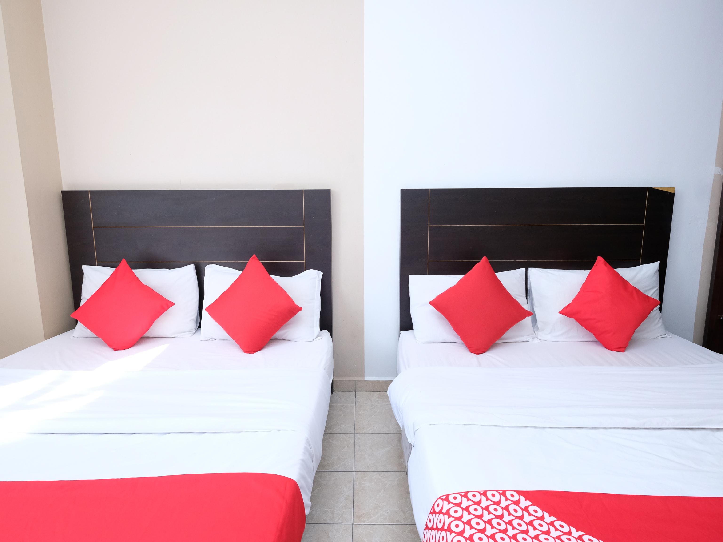 OYO 717 Mr J Hotel Wakaf Che Yeh 2 Exterior foto