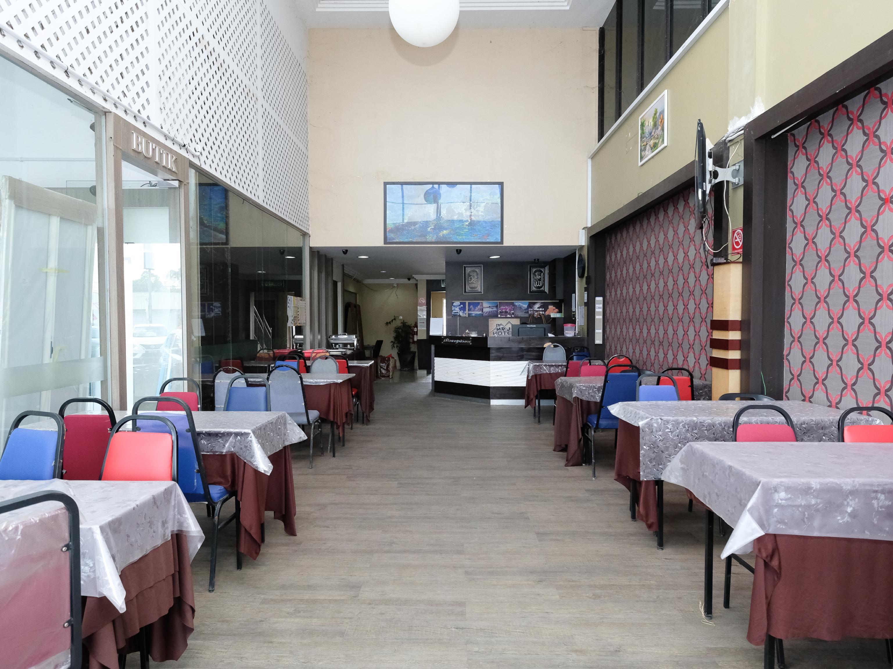 OYO 717 Mr J Hotel Wakaf Che Yeh 2 Exterior foto