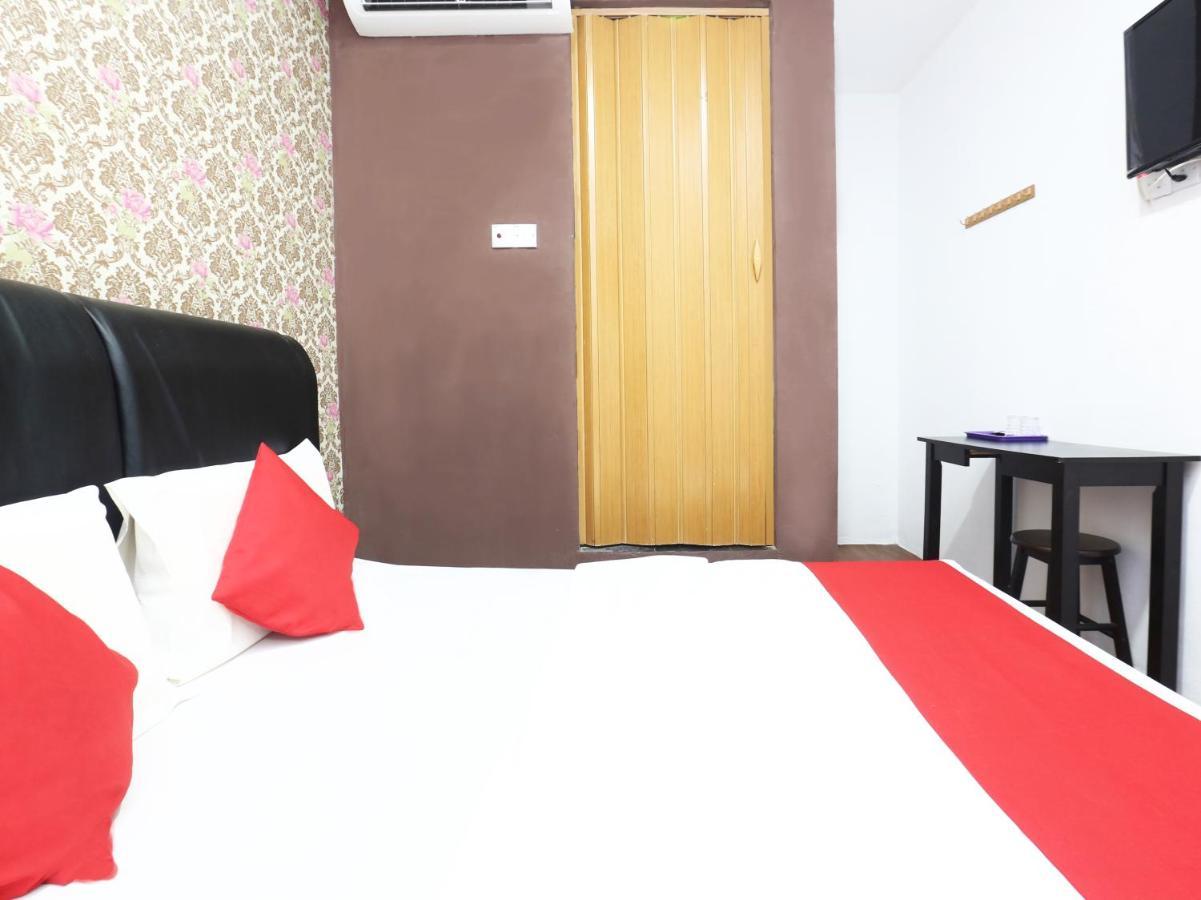 OYO 717 Mr J Hotel Wakaf Che Yeh 2 Exterior foto