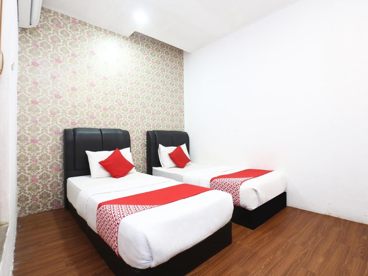 OYO 717 Mr J Hotel Wakaf Che Yeh 2 Exterior foto